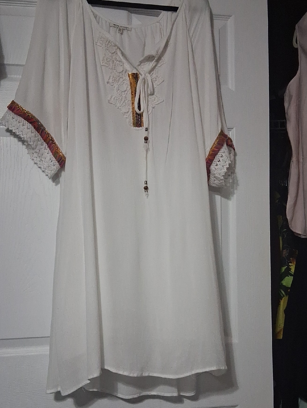 Speed Control NY Women's 3X  White Midi Dress with Embroidered Trim.